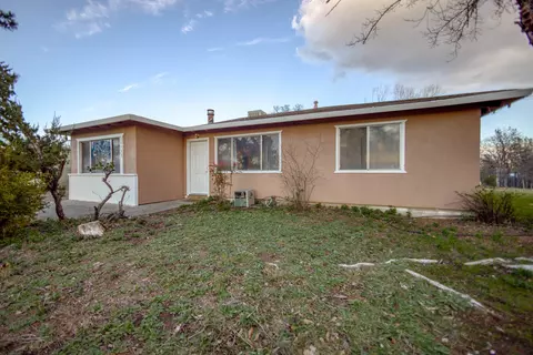 20335 Duffy Ln, Redding, CA 96003 photo 1