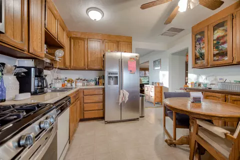 20335 Duffy Ln, Redding, CA 96003 photo 8