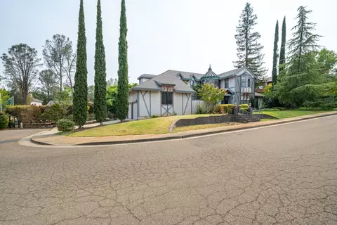 6129 Turnberry Ct, Redding, CA 96003 photo 2