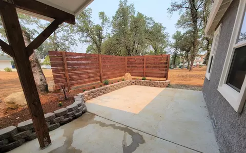 1341 Ridge Dr, Redding, CA 96001 photo 3