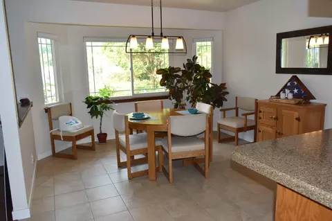 1532 Arroyo Manor Dr, Redding, CA 96003 photo 5