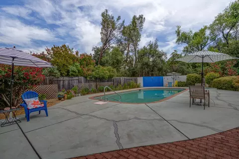 2915 Lake Redding Dr, Redding, CA 96003 photo 38