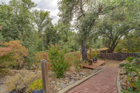 2915 Lake Redding Dr, Redding, CA 96003 photo 40