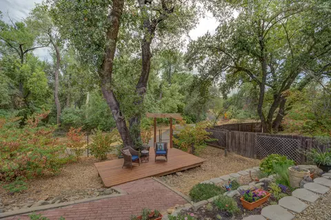 2915 Lake Redding Dr, Redding, CA 96003 photo 36