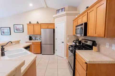 632 Valleybrook Dr, Redding, CA 96003 photo 21
