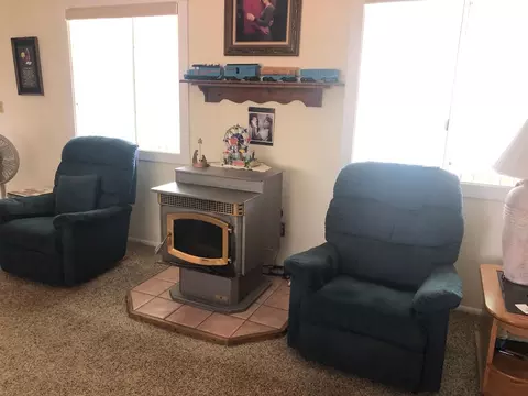 18617 Stallion Dr, Red Bluff, CA 96080 photo 3