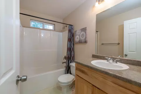 3450 Alta Mesa Dr, Redding, CA 96002 photo 8