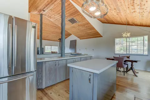 11377 Hidden Forest Trl, Redding, CA 96001 photo 4