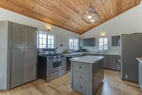 11377 Hidden Forest Trl, Redding, CA 96001 photo 3