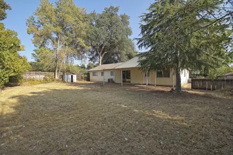 1360 Dominion, Redding, CA 96002 photo 21