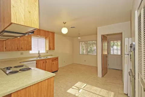 1360 Dominion, Redding, CA 96002 photo 7