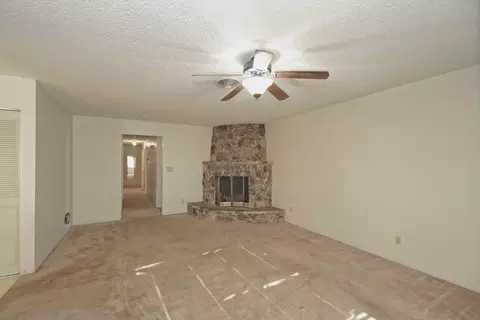 1360 Dominion, Redding, CA 96002 photo 5