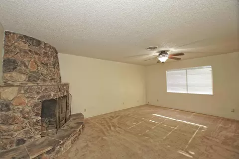 1360 Dominion, Redding, CA 96002 photo 3