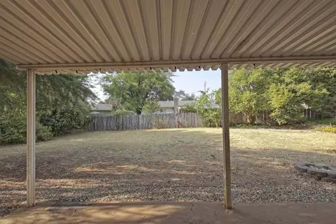 1360 Dominion, Redding, CA 96002 photo 22