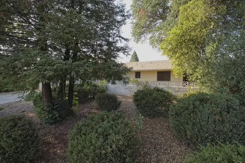 1360 Dominion, Redding, CA 96002 photo 26