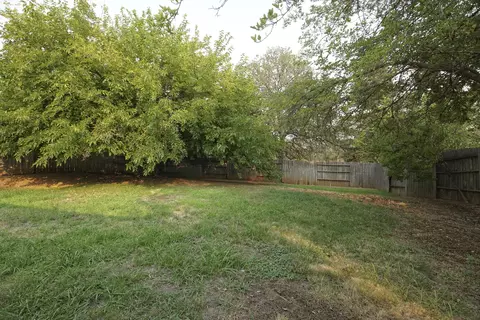 2157 Hemingway, Redding, CA 96003 photo 17
