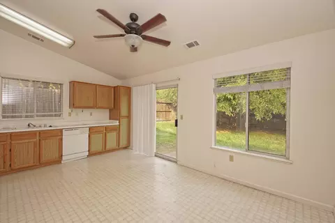 2157 Hemingway, Redding, CA 96003 photo 8