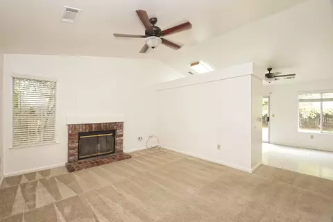 2157 Hemingway, Redding, CA 96003 photo 3