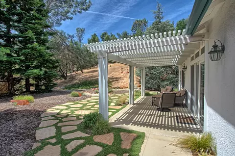15299 Prospect Dr, Redding, CA 96001 photo 24