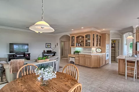 15299 Prospect Dr, Redding, CA 96001 photo 12