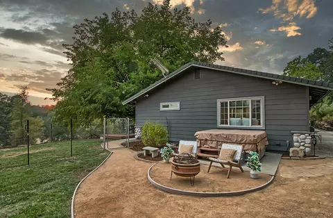 1684 Hobo Ln, Redding, CA 96003 photo 22