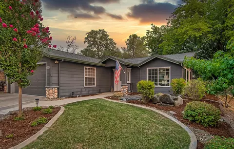 1684 Hobo Ln, Redding, CA 96003 photo 3