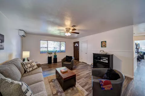 2301 Christian Ln, Redding, CA 96002 photo 3