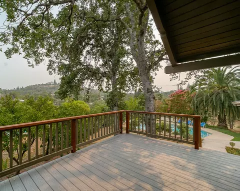 3350 Mountain Oak Dr, Redding, CA 96001 photo 6