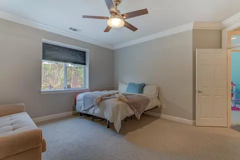 2637 Cumberland Dr, Redding, CA 96001 photo 47