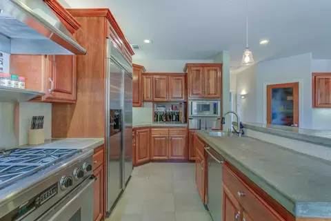 2637 Cumberland Dr, Redding, CA 96001 photo 22