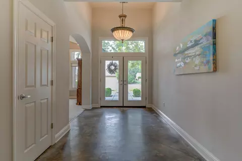 2637 Cumberland Dr, Redding, CA 96001 photo 9