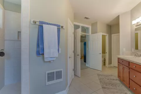 2637 Cumberland Dr, Redding, CA 96001 photo 44