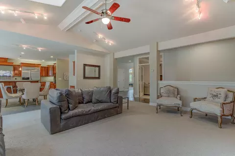 2637 Cumberland Dr, Redding, CA 96001 photo 29