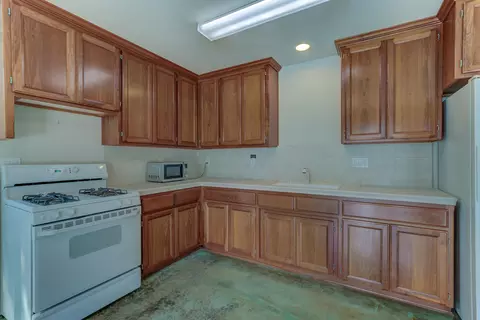 2637 Cumberland Dr, Redding, CA 96001 photo 70