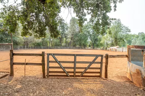 13827 Murphy Ln, Oak Run, CA 96069 photo 38