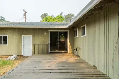 2071 Deerfield Ave, Redding, CA 96002 photo 6