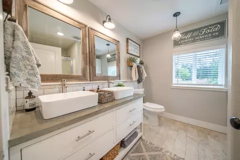 10953 Oak Run Rd, Oak Run, CA 96069 photo 15