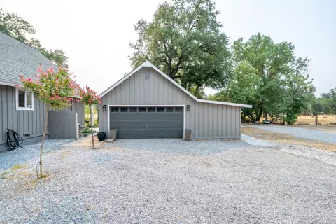 10953 Oak Run Rd, Oak Run, CA 96069 photo 19