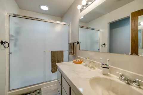1917 Bechelli Ln, Redding, CA 96002 photo 17