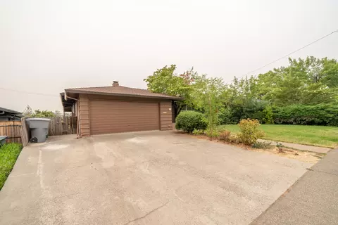 2865 Shasta St, Redding, CA 96001 photo 48