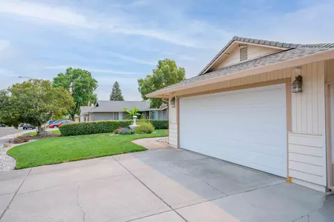 2675 Cimarron Dr, Red Bluff, CA 96080 photo 2
