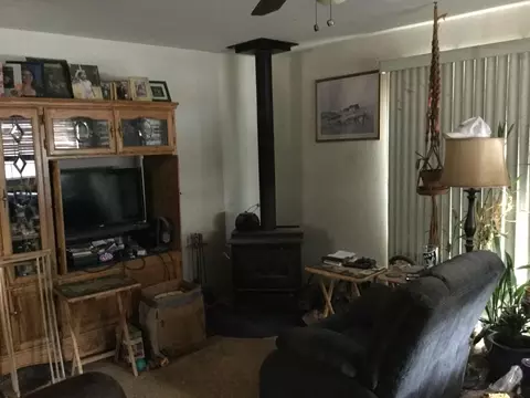 21612 W Elk Trl, Redding, CA 96003 photo 5