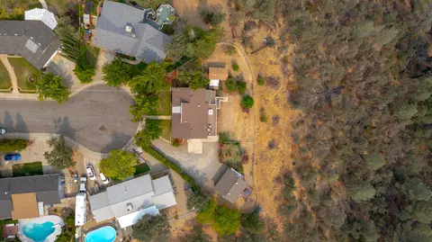 4300 Emily Way, Redding, CA 96001 photo 25