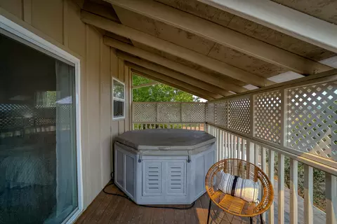 4300 Emily Way, Redding, CA 96001 photo 8