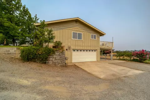 4300 Emily Way, Redding, CA 96001 photo 80