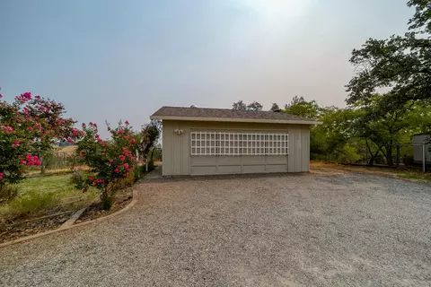4300 Emily Way, Redding, CA 96001 photo 17