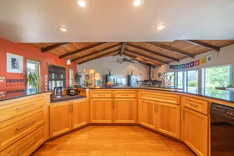 4203 Frances Dr, Redding, CA 96001 photo 2