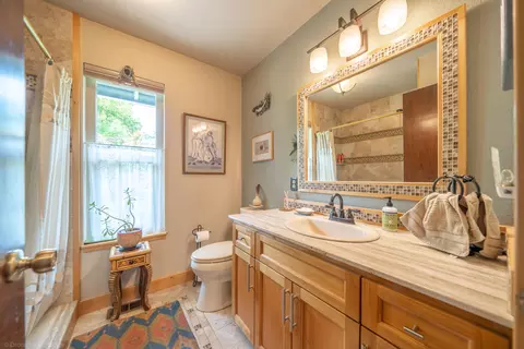 4203 Frances Dr, Redding, CA 96001 photo 21
