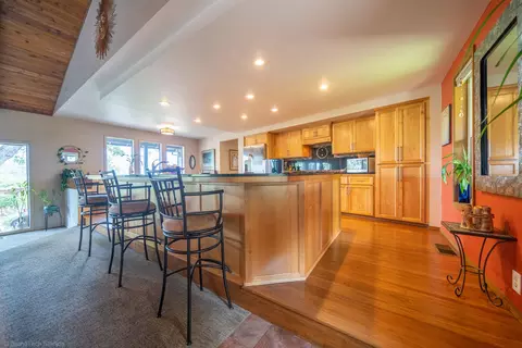 4203 Frances Dr, Redding, CA 96001 photo 6