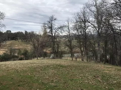 20208 Lago St, Redding, CA 96003 photo 8